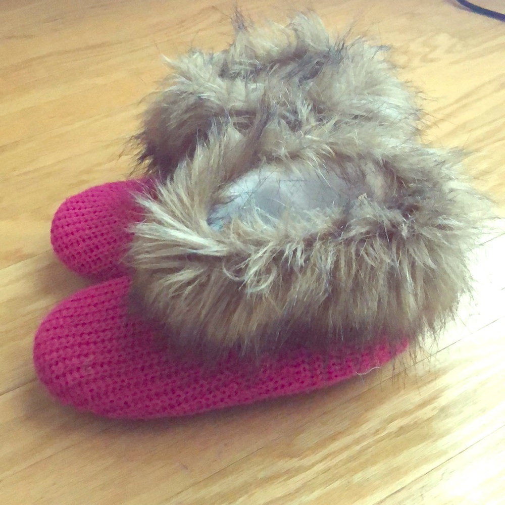 SOLD. Little Girls House Slippers - Picture 2 of 8